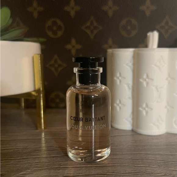 Louis Vuitton ONE Mini Perfume - Coeur Battant (10 ML/0.34 FL OZ) NWOT - Picture 2 of 6